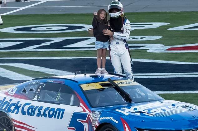 Sport Bilder des Tages October 13, 2024, Concord, Nc, USA: NASCAR, Motorsport, USA Cup Series KYLE LARSON (5) of Elk Grove, CA celebrates is win for the Bank of America ROVAL 400 at Charlotte Motor Speedway Road Course in Concord, NC. Concord USA - ZUMAa161 20241013_aaa_a161_017 Copyright: xWalterxG.xArcexSr.x