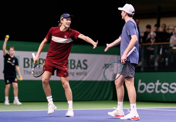 241014 Leo Borg of Sweden and Adam Heinonen of Sweden compete in a men s doubles tennis match during day 3 of the ATP, Tennis Herren 250 Nordic Open on October 14, 2024 in Stockholm. Photo: Jesper Zerman BILDBYRAN kod JZ JZ0576 tennis nordic open 3 bbeng Copyright: JESPERxZERMAN BB241014JZ052