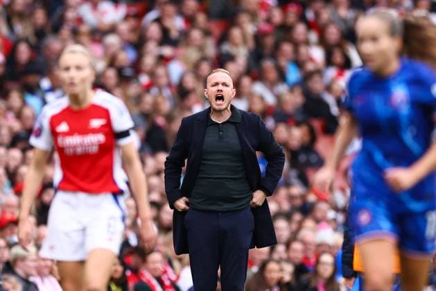 Arsenal v Chelsea 12 October 2024, London - Women s Super League - Arsenal v Chelsea - Arsenal manager Jonas Eidevall - Photo: Jacques Feeney Offside. London UK Copyright: xJacquesxFeeneyx xOffsidexOffside