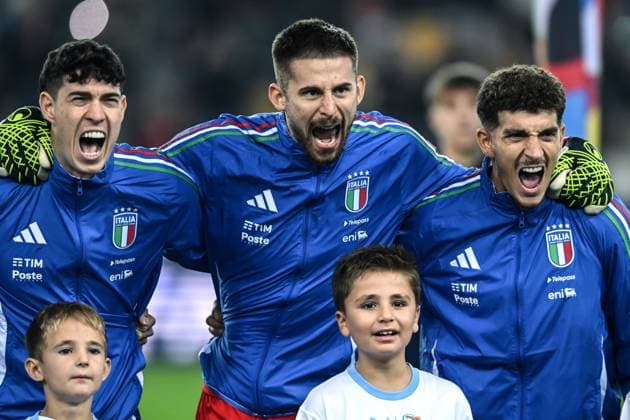 Bilder des Jahres 2024, Sport 10 Oktober Sport Themen der Woche KW42 Sport Bilder des Tages Db Udine 14 10 2024 - Nations League Italia-Israele foto Daniele Buffa Image nella foto: Alessandro Bastoni-Guglielmo Vicario-Giovanni Di Lorenzo 
