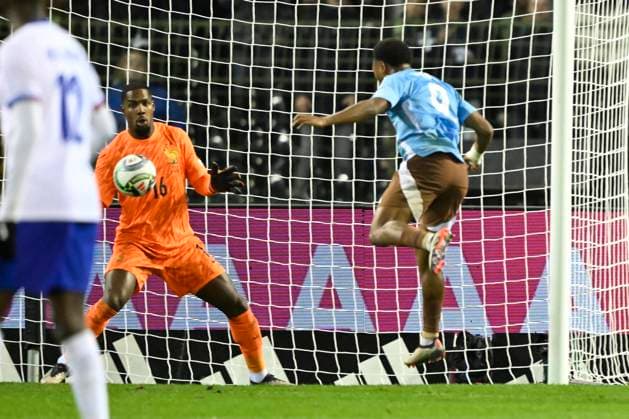 Belgium v France - UEFA Nations League 14 10 2024 BRUSSELS, BELGIUM - OCTOBER 14 : Openda Lois forward of Belgium scoring a goal but sees it being cancelled by off-side during the UEFA Nations League tournament League A Phase Group A2 match between Belgium and France on October 14, 2024 in Brussels, Belgium, 14 10 2024 Brussels Belgium  Copyright: xNicoxVereeckenx