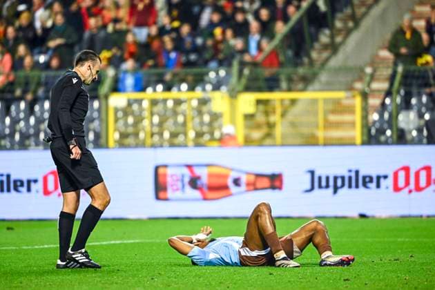 Belgium v France - UEFA Nations League 14 10 2024 BRUSSELS, BELGIUM - OCTOBER 14 : Openda Lois forward of Belgium injured during the UEFA Nations League tournament League A Phase Group A2 match between Belgium and France on October 14, 2024 in Brussels, Belgium, 14 10 2024 Brussels Belgium  Copyright: xVincentxKalutx