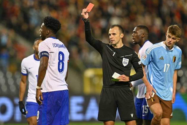 241014 UEFA NATIONS LEAGUE A2 - D4 BELGIUM VS FRANCE Aurelien Tchouameni (8) of France receives a red card from referee Irfan Peljto during a soccer game between the national teams of Belgium, called the Red Devils and France, called les Bleus in the fourth game in group A2 in the UEFA Nations League , on Monday 14 October 2024 in Brussels , Belgium . photo isosport David Catry BRUSSELS BELGIUM  Copyright: xx 482967