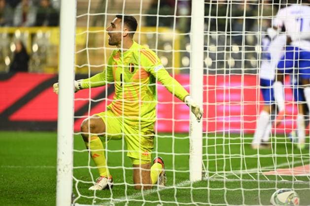 Belgium v France - UEFA Nations League 14 10 2024 BRUSSELS, BELGIUM - OCTOBER 14 : Casteels Koen goalkeeper of Belgium dejected after an opponent s goal during the UEFA Nations League tournament League A Phase Group A2 match between Belgium and France on October 14, 2024 in Brussels, Belgium, 14 10 2024 Brussels Belgium  Copyright: xVincentxKalutx