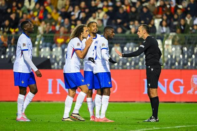 Belgium v France - UEFA Nations League 14 10 2024 BRUSSELS, BELGIUM - OCTOBER 14 : Dembele Ousmane forward of France talking to referee Irfan Peljto (BIH) during the UEFA Nations League tournament League A Phase Group A2 match between Belgium and France on October 14, 2024 in Brussels, Belgium, 14 10 2024 Brussels Belgium  Copyright: xVincentxKalutx