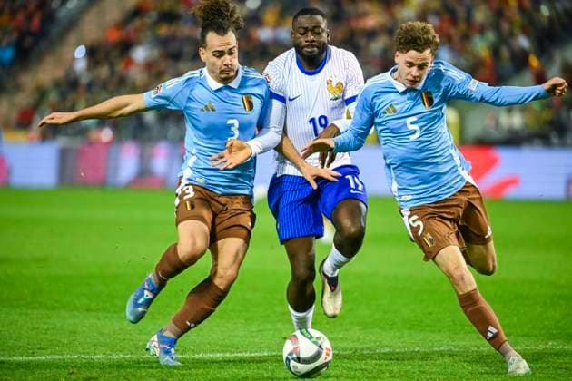 Belgium v France - UEFA Nations League 14 10 2024 BRUSSELS, BELGIUM - OCTOBER 14 : Theate Arthur defender of Belgium, De Cuyper Maxim midfielder of Belgium, Fofana Youssouf midfielder of France in action during the UEFA Nations League tournament League A Phase Group A2 match between Belgium and France on October 14, 2024 in Brussels, Belgium, 14 10 2024 Brussels Belgium  Copyright: xVincentxKalutx