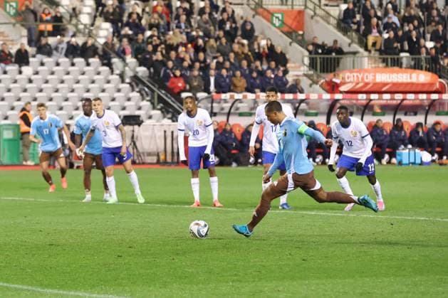 (241015) -- BRUSSELS, Oct. 15, 2024 -- Youri Tielemans (front) of Belgium takes a penalty kick during the UEFA Nations League 2024 25 League A Group A2 football match between Belgium and France in Brussels, Belgium, Oct. 14, 2024. ) (SP)BELGIUM-BRUSSELS-FOOTBALL-UEFA NATIONS LEAGUE A-BELGIUM VS FRANCE ZhaoxDingzhe 