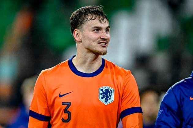 Netherlands player Rav van den Berg, during the match Netherlands U21, U 21 - Sweden u21 at the Goffertstadion for the Qualification EK 2025 group C matchday 16 season 2024-2025 in NIJMEGEN, Netherlands on 14 oktober 2024 (photo by Stefan Koops EYE4images DeFodi Images) not used in POL SRB CRO FRA GBR NED ITA USA Defodi-746_195347