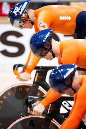 BALLERUP - Harrie Lavreysen (center), Jeffrey Hoogland and Roy van den Berg and Jeffrey Hoogland during a training session prior to the World Track cycling, Rad, Radsport, Bahnrad, Bahn Championships at the Ballerup Super Arena. ANP IRIS VAN DEN BROEK xVIxANPxSportx xxANPxIVx 510950171 originalFilename: 510950171.jpg