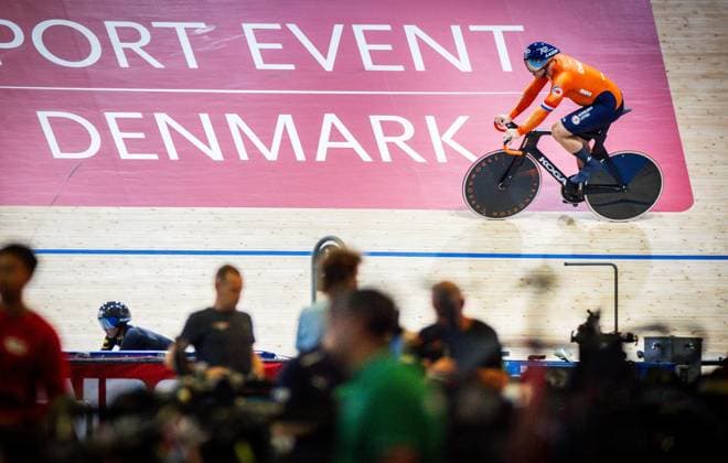 BALLERUP - Jeffrey Hoogland during a training session prior to the World Track cycling, Rad, Radsport, Bahnrad, Bahn Championships at the Ballerup Super Arena. ANP IRIS VAN DEN BROEK xVIxANPxSportx xxANPxIVx 510952545 originalFilename: 510952545.jpg