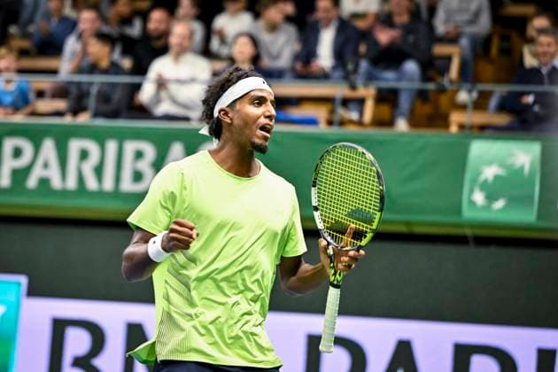 STOCKHOLM, SVERIGE 20241015 Elias Ymer möter Nicolas Jarry, Chile i Nordic Open pa Centre Court i Kungliga Tennishallen. STOCKHOLM SVERIGE x10060x