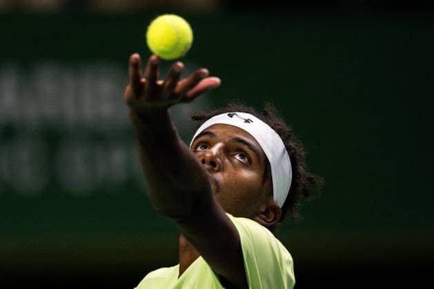 241015 Elias Ymer of Sweden competes in a men s singles tennis match against Nicolas Jarry of Chile during day 4 of the ATP, Tennis Herren 250 Nordic Open on October 15, 2024 in Stockholm. Photo: Emma Wallskog BILDBYRAN COP 320 EW0443 tennis atp 250 nordic open day 4 bbeng Copyright: EMMAxWALLSKOG BB241015EW009