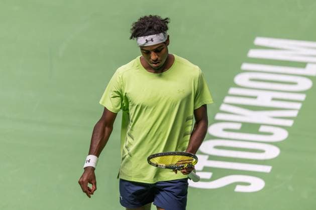 241015 Elias Ymer of Sweden competes in a men s singles tennis match against Nicolas Jarry of Chile during day 4 of the ATP, Tennis Herren 250 Nordic Open on October 15, 2024 in Stockholm. Photo: Sara Damne BILDBYRAN kod SD EW0443 tennis atp 250 nordic open day 4 bbeng depp Copyright: SARAxDAMNE BB241015SD001