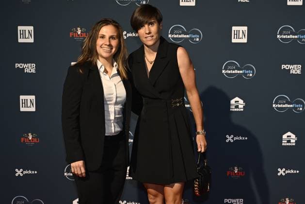 Valerie Jenaer and Sanne Cant pictured on the red carpet at the arrival for the Kristallen Fiets (Crystal Bike - Velo de Cristal) award ceremony for the best cyclists of the 2024 cycling season, organized by Flemish newspaper Het Laatste Nieuws, Tuesday 15 October 2024, in Kruisem. DIRKxWAEM  x102641958x