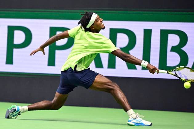 STOCKHOLM, SVERIGE 20241015 Elias Ymer möter Nicolas Jarry, Chile i Nordic Open pa Centre Court i Kungliga Tennishallen. STOCKHOLM SVERIGE x10060x