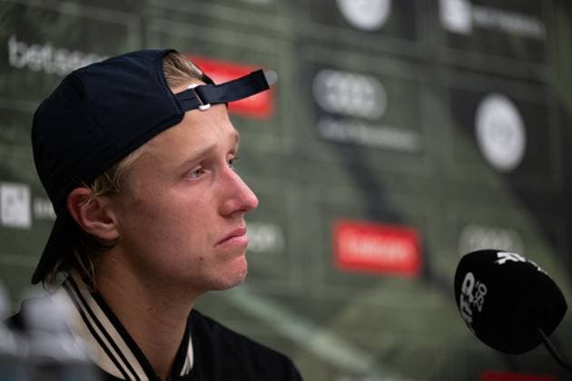 241015 Leo Borg of Sweden during a press conference, PK, Pressekonferenz after a men s singles tennis match during day 4 of the ATP, Tennis Herren 250 Nordic Open on October 15, 2024 in Stockholm. Photo: Emma Wallskog BILDBYRAN COP 320 EW0443 tennis atp 250 nordic open day 4 bbeng depp Copyright: EMMAxWALLSKOG BB241015EW063