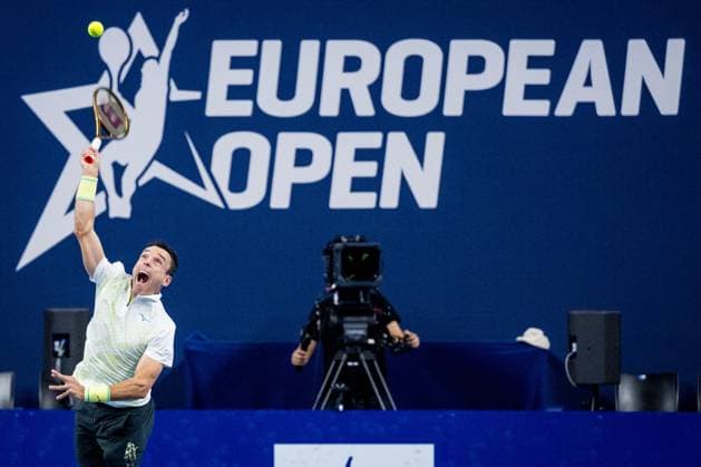 Spanish Roberto Bautista-Agut pictured in action during a tennis match in the round of 32 of the singles competition at the ATP, Tennis Herren European Open Tennis tournament in Antwerp, Wednesday 16 October 2024. JASPERxJACOBS  x102687357x