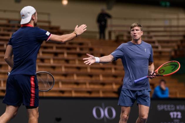 241016 Sem Verbeek of Netherlands and AndrÃ Göransson of Sweden compete in a men s doubles tennis match during day 5 of the ATP, Tennis Herren 250 Nordic Open on October 16, 2024 in Stockholm. Photo: Jesper Zerman BILDBYRAN kod JZ SD0014 tennis atp 250 nordic open day 5 bbeng Copyright: JESPERxZERMAN BB241016JZ010