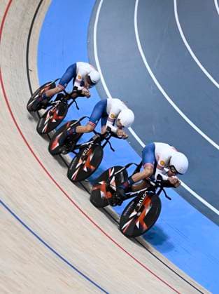 DK: 20241016 Ballerup, Danmark. UCI VM i Banecykling, dag 1. Kvalifikation, m¾nd Team Pursuit, Storbritanien UK: 20241016 Ballerup, Denmark. UCI 2024 Track World Championships, day 1. Qualification, men team pursuit, Great Britain 