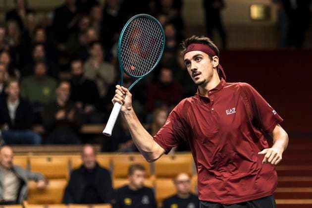 241016 Lorenzo Sonego of Italy competes in a men s singles tennis match during day 5 of the ATP, Tennis Herren 250 Nordic Open on October 16, 2024 in Stockholm. Photo: Sara Damne BILDBYRAN kod SD SD0014 tennis atp 250 nordic open day 5 bbeng Copyright: SARAxDAMNE BB241016SD055