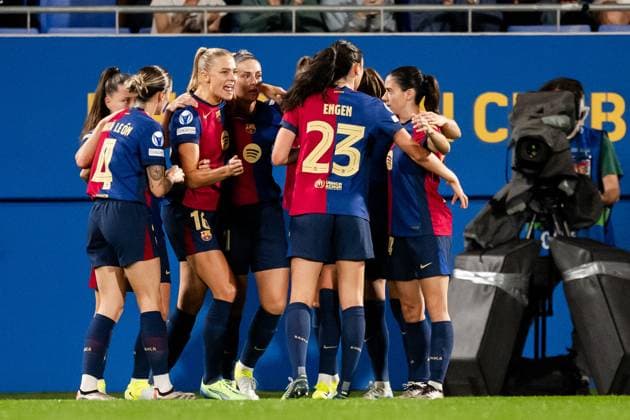 241016 Fridolina Rolfö and Caroline Graham Hansen of Barcelona celebrate the 1-0 goal during the Women s Champions League football match between Barcelona and Hammarby on October 16, 2024 in Barcelona. Photo: Johanna Säll BILDBYRAN kod JL JL0454 fotboll football soccer fotball uefa womens champions league barcelona hammarby dam bbeng jubel Copyright: JOHANNAxSÄLL BB241016BB709