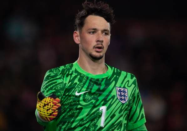 England v Ukraine - UEFA European U21, U 21 Championship Qualifier BOURNEMOUTH, ENGLAND - OCTOBER 11: England goalkeeper James Trafford during the UEFA European U21 Championship Qualifying match between England and Ukraine at Vitality Stadium on October 11, 2024 in Bournemouth, England. James Trafford Bournemouth Vitality Stadium England United Kingdom Copyright: xVisionhausx 776220119