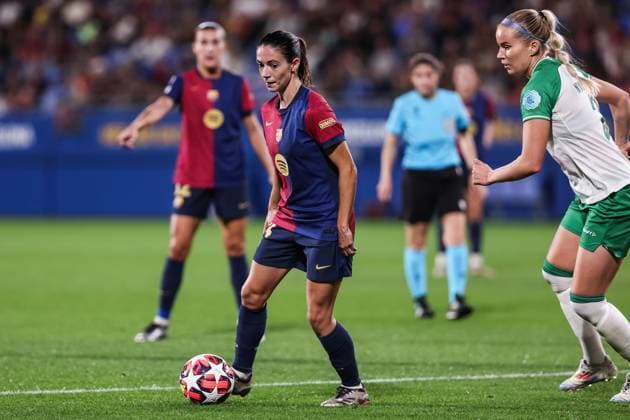 October 16, 2024, Sant Joan Despi, Barcelona, Spain: Aitana Bonmati of FC Barcelona, Barca Femenino in action during the UEFA WomenÃ¢â‚¬â ¢s Champions League, football match played between FC Barcelona and Hammarby IF at Johan Cruyff Stadium on October 16, 2024 in Sant Joan Despi, Spain. Sant Joan Despi Spain - ZUMAa181 20241016_zaa_a181_073 Copyright: xJavierxBorregox