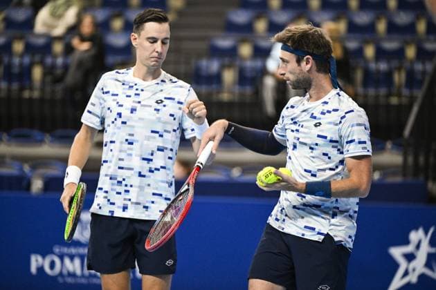 Belgian Joran Vliegen and Belgian Sander Gille pictured during a tennis match in the quarter final of the doubles competition at the ATP, Tennis Herren European Open Tennis tournament in Antwerp, Thursday 17 October 2024. TOM GOYVAERTS TomxGoyvaerts  x102775787x