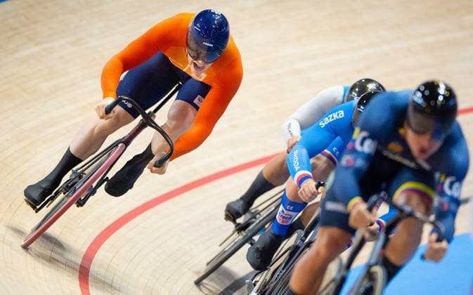 Sport Bilder des Tages BALLERUP - Harrie Lavreysen during the first round of the Keirin on the second day of the World Track cycling, Rad, Radsport, Bahnrad, Bahn Championships at the Ballerup Super Arena. ANP IRIS VAN DEN BROEK xVIxANPxSportx xxANPxIVx 511074982 originalFilename: 511074982.jpg