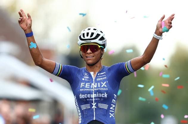 Dutch Ceylin Del Carmen Alvarado celebrates as she crosses the finish line to win the women s elite race of the Kermiscross cyclocross cycling event in Ardooie, Thursday 17 October 2024. DAVIDxPINTENS  x102782326x