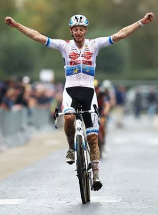 Belgian Michael Vanthourenhout celebrates as he crosses the finish line to win the men s elite race of the Kermiscross cyclocross cycling event in Ardooie, Thursday 17 October 2024. DAVIDxPINTENS  x102794639x