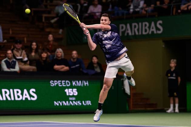 241017 Miomir Kecmanovic of Serbia competes in a men s singles tennis match during day 6 of the ATP, Tennis Herren 250 Nordic Open on October 17, 2024 in Stockholm. Photo: Jesper Zerman BILDBYRAN kod JZ JZ0581 tennis atp 250 nordic open day 6 bbeng Copyright: JESPERxZERMAN BB241017JZ007