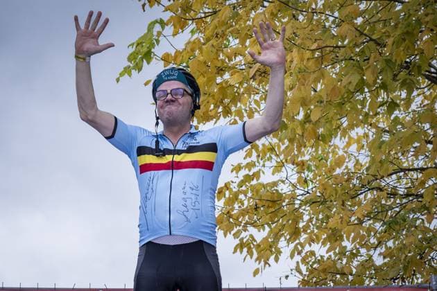 Belgian singer Steve Tielens pictured during the Kermiscross cyclocross cycling event in Ardooie, Thursday 17 October 2024. DAVIDxPINTENS  x102798730x