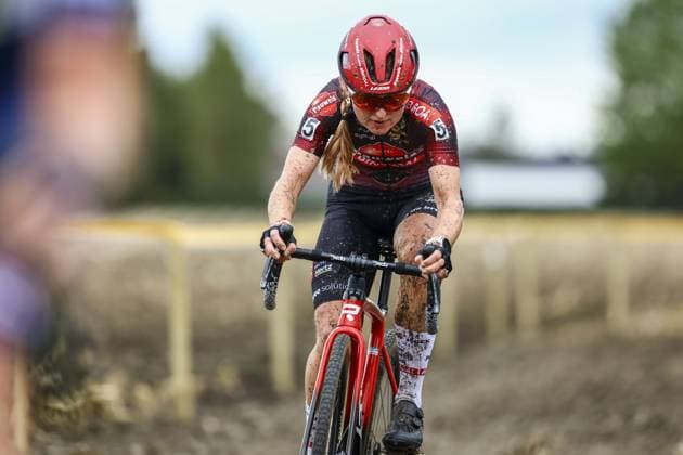 Dutch Denise Betsema pictured in action during the women s elite race of the Kermiscross cyclocross cycling event in Ardooie, Thursday 17 October 2024. DAVIDxPINTENS  x102799576x