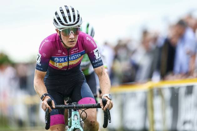 Belgian Alicia Franck pictured in action during the women s elite race of the Kermiscross cyclocross cycling event in Ardooie, Thursday 17 October 2024. DAVIDxPINTENS  x102799628x