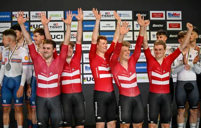 DK: 20241017 Ballerup, Danmark. UCI VM i Banecykling, dag 2. M¾nd Team pursuit. Danmark vinder guld, Storbritanien, s¿lv og Tyskland bronze UK: 20241017 Ballerup, Denmark. UCI 2024 Track World Championships, day 2. Team pursuit for men. Denmark win gold, Great Britain silver, Germany bronze 