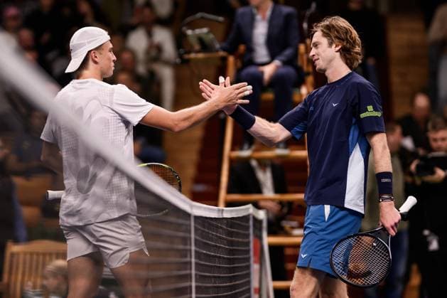 241017 Alexandre Muller of France and Andrey Rublev of Russia after a men s singles tennis match during day 6 of the ATP, Tennis Herren 250 Nordic Open on October 17, 2024 in Stockholm. Photo: Jesper Zerman BILDBYRAN kod JZ JZ0581 tennis atp 250 nordic open day 6 bbeng jubel Copyright: JESPERxZERMAN BB241017JZ047