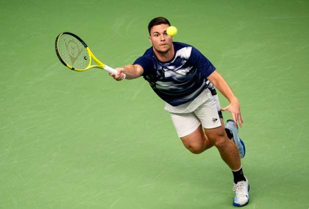 STOCKHOLM 20241017 Serbiens Miomir Kecmanovic i matchen mot Chiles Nicolas Jarry under BNP Paribas Nordic Open i Kungliga tennishallen. Stockholm SVERIGE x10430x