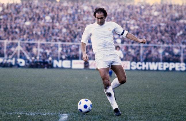 791215 Football, La Liga, Spain, 1979-80, Malaga - Real Madrid: Real Madrid captain Pirri (Jose Martinez Sanchez). Copyright: BILDBYRAN BB791215BB021