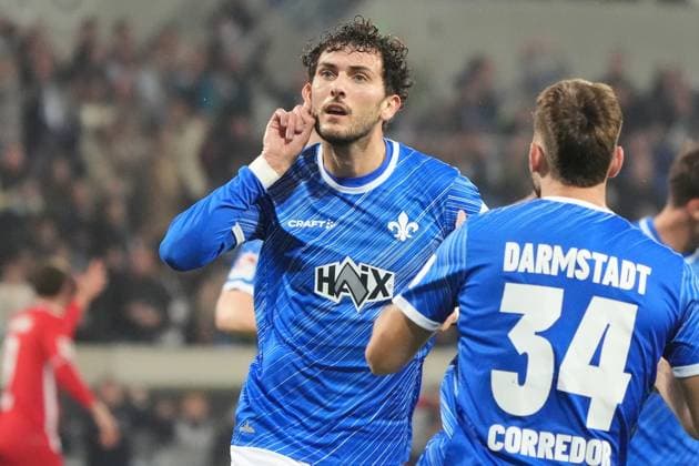 Frasier Hornby (SV Darmstadt 98, 09) jubelt, celebrate the goal, Torjubel zum 1:0 - 18.10.2024 2. Bundesliga, Saison 24 25: SV Darmstadt 98 vs 1. FC Köln, Stadion am Boellenfalltor, emonline, emspor,