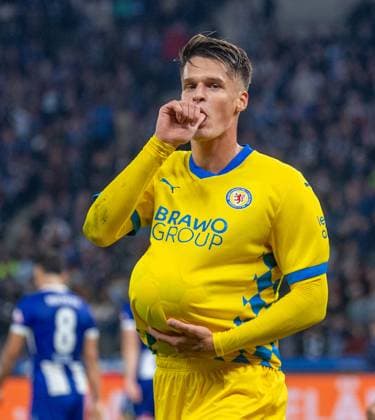 Fussball, Herren, Saison 2024 2025, 2. Bundesliga (9. Spieltag), Hertha BSC - Eintracht Braunschweig, Levente Szabo (Braunschweig), Jubel nach Tor zum 0:1, 18.10. 2024,