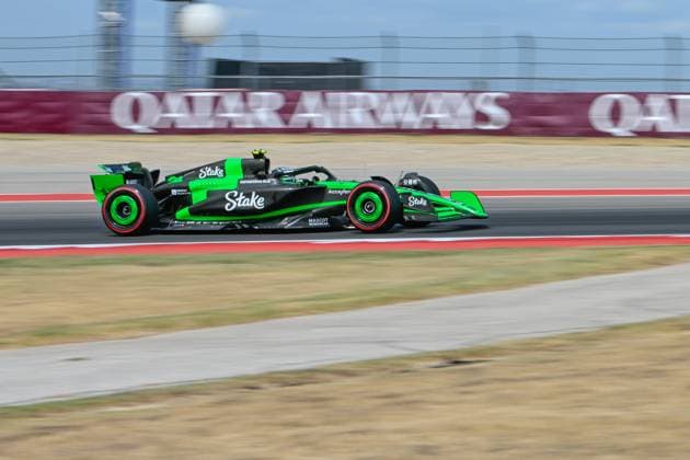 AUSTIN, TX - OCTOBER 18: Stake F1 Team Kick Sauber driver Guanyu Zhou (24) of China enters turn 6 during the first practice session of the Formula 1 Pirelli United States Grand Prix on October 18, 2024, at Circuit of The Americas in Austin, Texas. (Photo by Ken Murray Icon Sportswire) AUTO: OCT 18 F1 Pirelli United States Grand Prix EDITORIAL USE ONLY Icon241018068