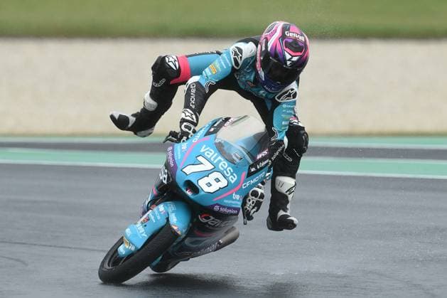 Bilder des Jahres 2024, Sport 10 Oktober Sport Themen der Woche KW42 Sport Bilder des Tages AUSTRALIAN MOTOGP, Joel Esteban or Spain for CFMOTO Aspar Team crashes during Moto3 Free Practice Three as part of the Australian Motorcycle Grand Prix at the Phillip Island Grand Prix Circuit in Phillip Island, Saturday, October 19, 2024. ( NO ARCHIVING, EDITORIAL USE ONLY, NO USE IN BOOKS WITHOUT CONSENT PHILLIP ISLAND VICTORIA AUSTRALIA  Copyright: xJOELxCARRETTx 20241019159680352800