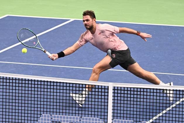 STOCKHOLM, SWEDEN 20241019 Stan Wawrinka of Switzerland in action during the semi final BNP Paribas Nordic Open ATP, Tennis Herren tennis singles match against Tommy Paul of USA at the Royal Tennis Hall, in Stockholm, Sweden, on Oct. 19, 2024. STOCKHOLM SWEDEN x10090x