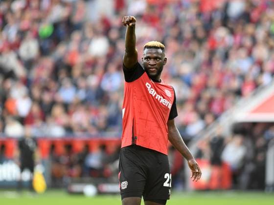Victor Boniface (Bayer 04 Leverkusen) gestikuliert, gestik waehrend des Spiels der 1. Bundesliga zwischen Bayer 04 Leverkusen und Eintracht Frankfurt, BayArena am 19. October 2024 in Leverkusen, Deutschland. (Foto von Ralf Treese DeFodi Images) +++ Victor Boniface (Bayer 04 Leverkusen) gestures during the Bundesliga match between Bayer 04 Leverkusen and Eintracht Frankfurt at BayArena on October 19, 2024 in Leverkusen, Germany. (Photo by Ralf Treese DeFodi Images) DFL regulations prohibit any use of photographs as image sequences and or quasi-video. not used in POL SRB CRO FRA GBR NED ITA USA Defodi-521_LEVFRA20241019_049