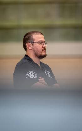Volleyball, Saison 2024 2025, 2. Bundesliga Nord, 19.10.2024, 4. Spieltag, Herren, TuB Bocholt (blau) vs. Kieler TV (rot) Markus Friedrich (Trainer TuB Bocholt), Bocholt Sporthalle West Nordrhein-Westfalen Deutschland