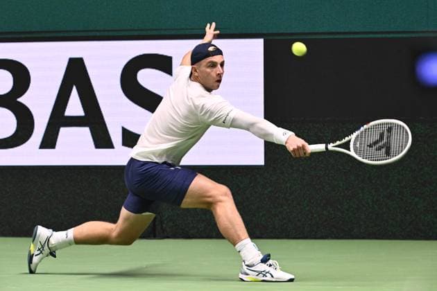 STOCKHOLM, SVERIGE 20241019 Tallon Griekspoor, Nederländerna, i semifinal mot Grigor Dimitrov, Bulgarien, under tennisturneringen BNP Paribas Nordic Open i Kungliga tennishallen. STOCKHOLM SVERIGE x10090x