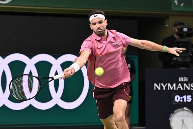 STOCKHOLM, SWEDEN 20241019 Grigor Dimitrov of Bulgaria in action during the semi final BNP Paribas Nordic Open ATP, Tennis Herren tennis singles match against Tallon Griekspoor of the Netherlands at the Royal Tennis Hall, in Stockholm, Sweden, on Oct. 19, 2024. STOCKHOLM SWEDEN x10090x