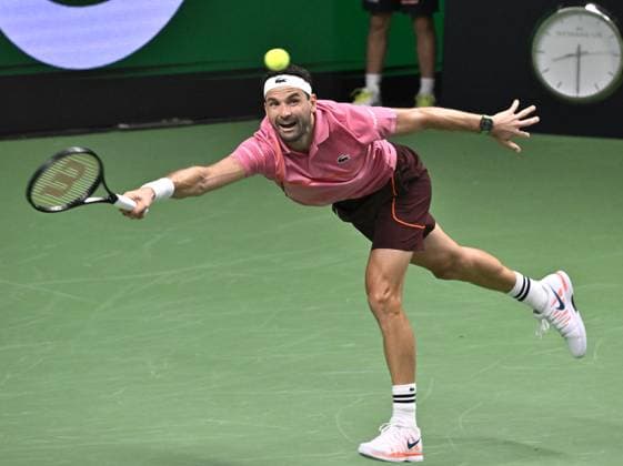 STOCKHOLM, SWEDEN 20241019 Grigor Dimitrov of Bulgaria in action during the semi final BNP Paribas Nordic Open ATP, Tennis Herren tennis singles match against Tallon Griekspoor of the Netherlands at the Royal Tennis Hall, in Stockholm, Sweden, on Oct. 19, 2024. STOCKHOLM SWEDEN x10090x