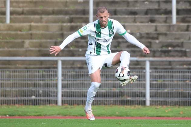 Mönchengladbach, Deutschland 19. Oktober 2024: Regionalliga West - 2024 2025 - Bor. Mönchengladbach U23 vs. KFC Uerdingen Im Bild: Kushtrim Asallari (Borussia Mönchengladbach U23) Grenzlandstadion Nordrhein Westfalen Copyright: xFotostandx xVanxderxVeldenx